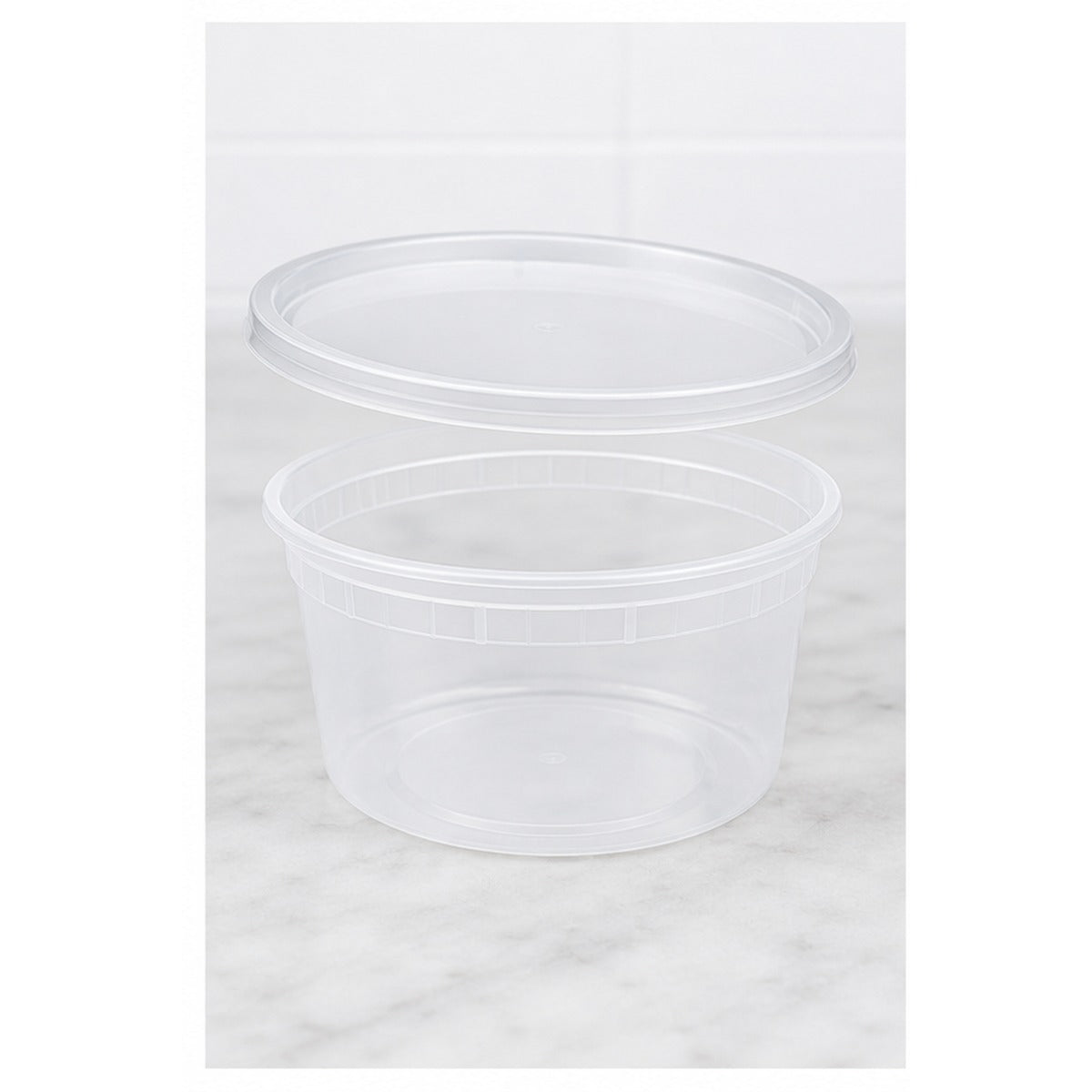 12 oz translucent deli soup container with lid